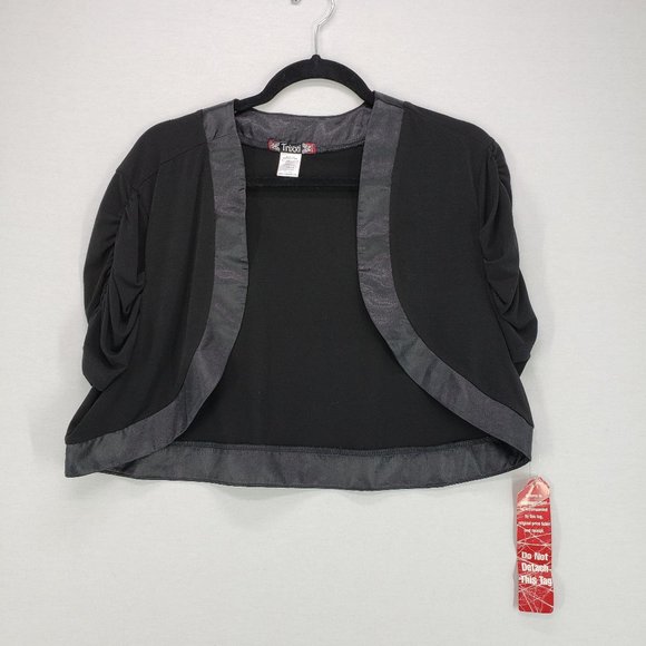Trixxi Sweaters - Trixxi Women's Black Cropped Cardigan | Size 3X| Ruffle Sleeves |Plus Size